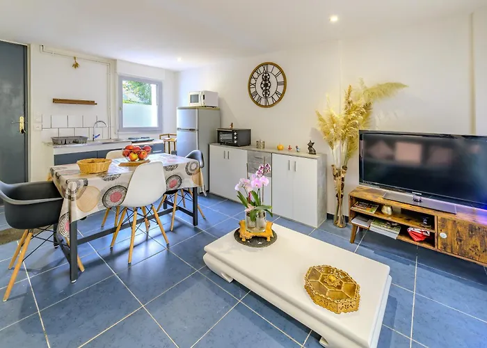 De La Sambre - Pour 4p Holiday home Pommereuil